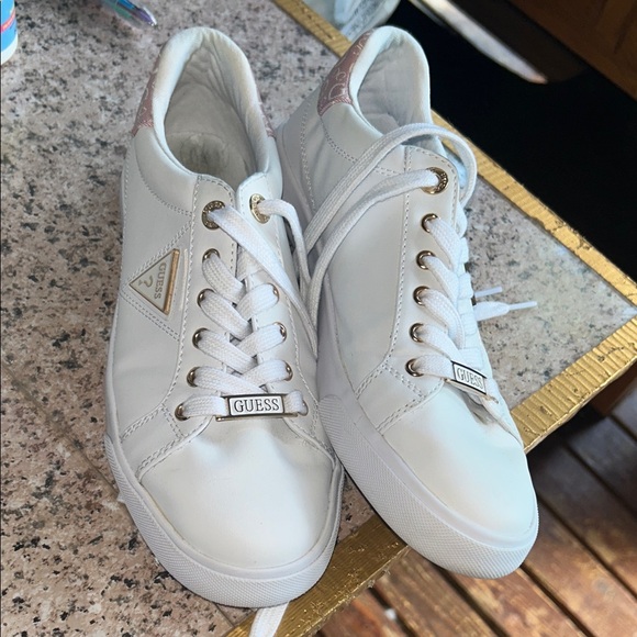 GUESS Women's White Sneakers with Pink Details - Picture 1 of 3